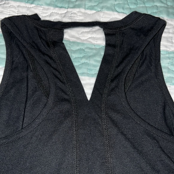 ASICS Tank Top Bundle - Picture 3 of 5